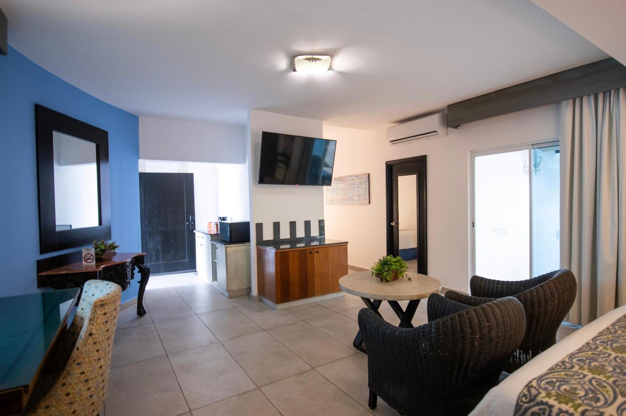 Hotel Hblue La Paz Bagian luar foto