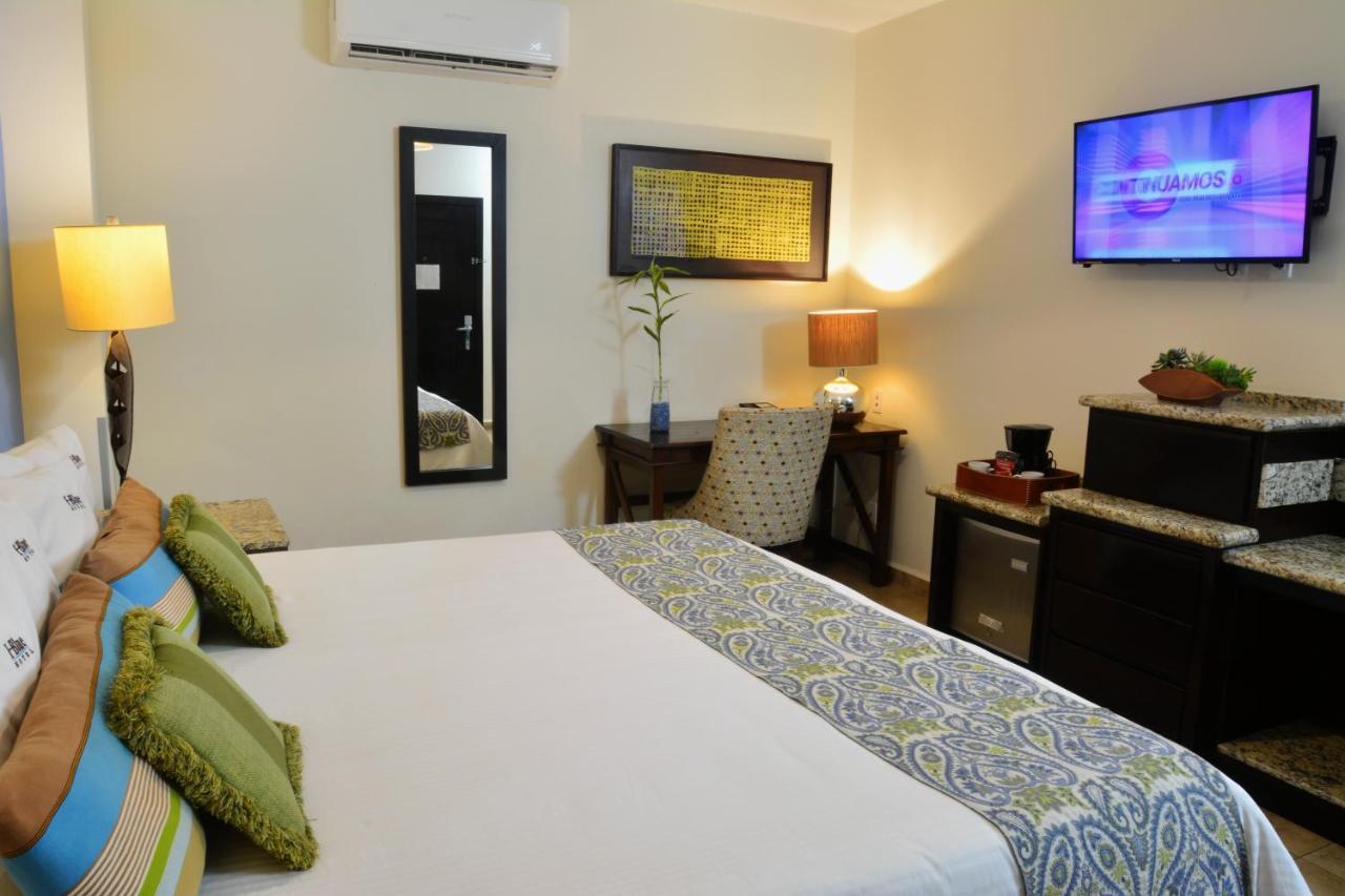 Hotel Hblue La Paz Bagian luar foto
