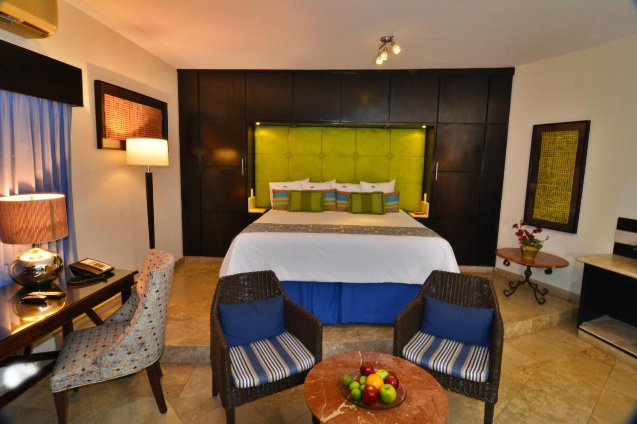 Hotel Hblue La Paz Bagian luar foto